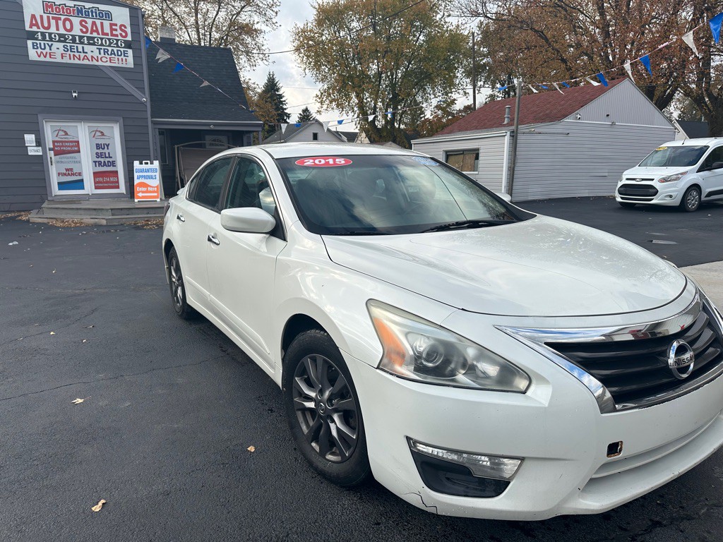 2015 Nissan Altima Image 2