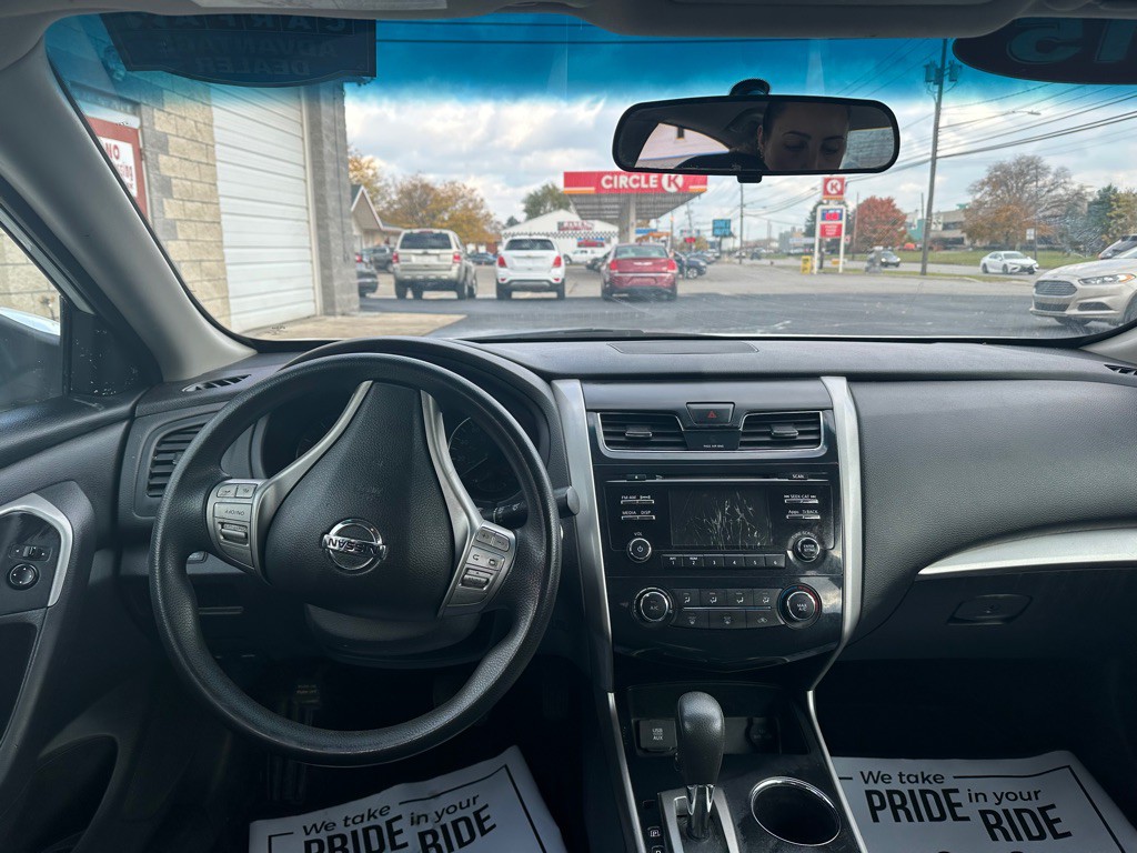 2015 Nissan Altima Image 7