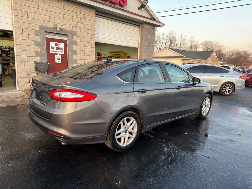 2014 Ford Fusion Image 5