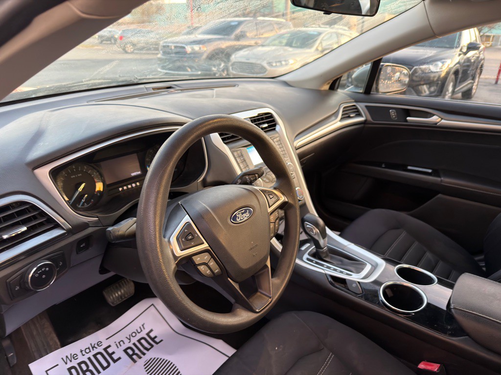 2014 Ford Fusion Image 8