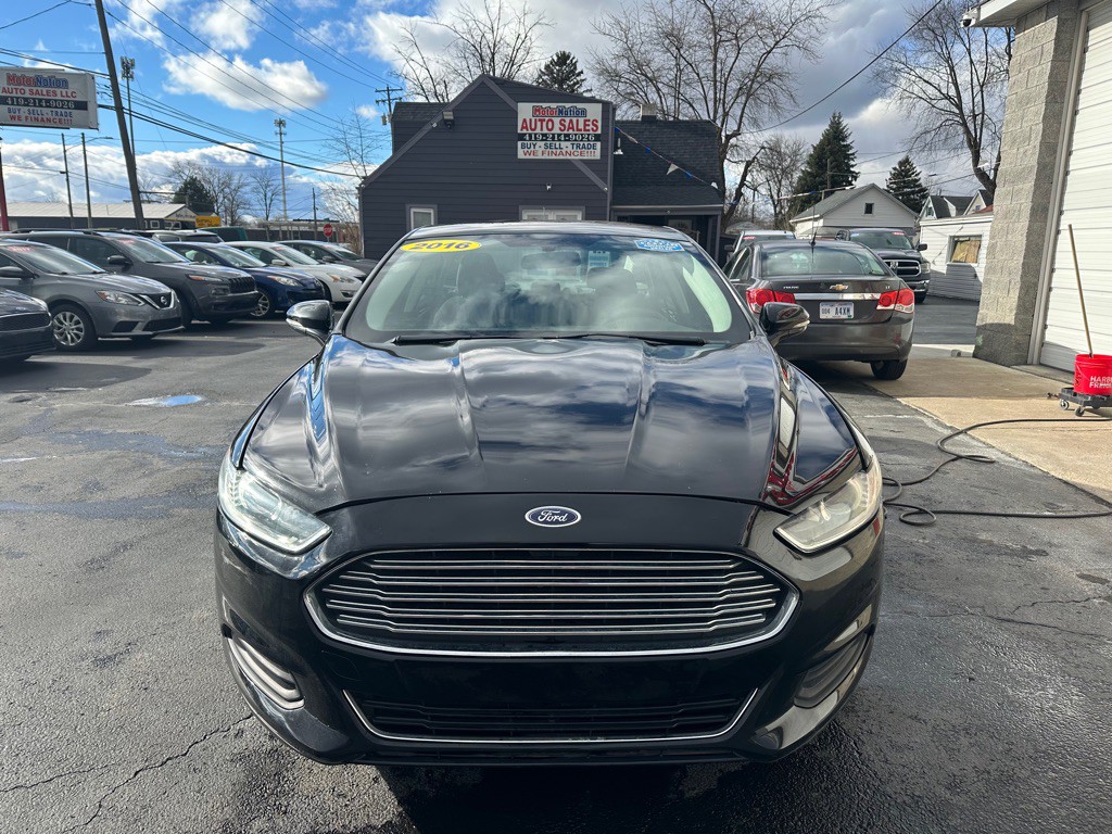 2016 Ford Fusion Image 1
