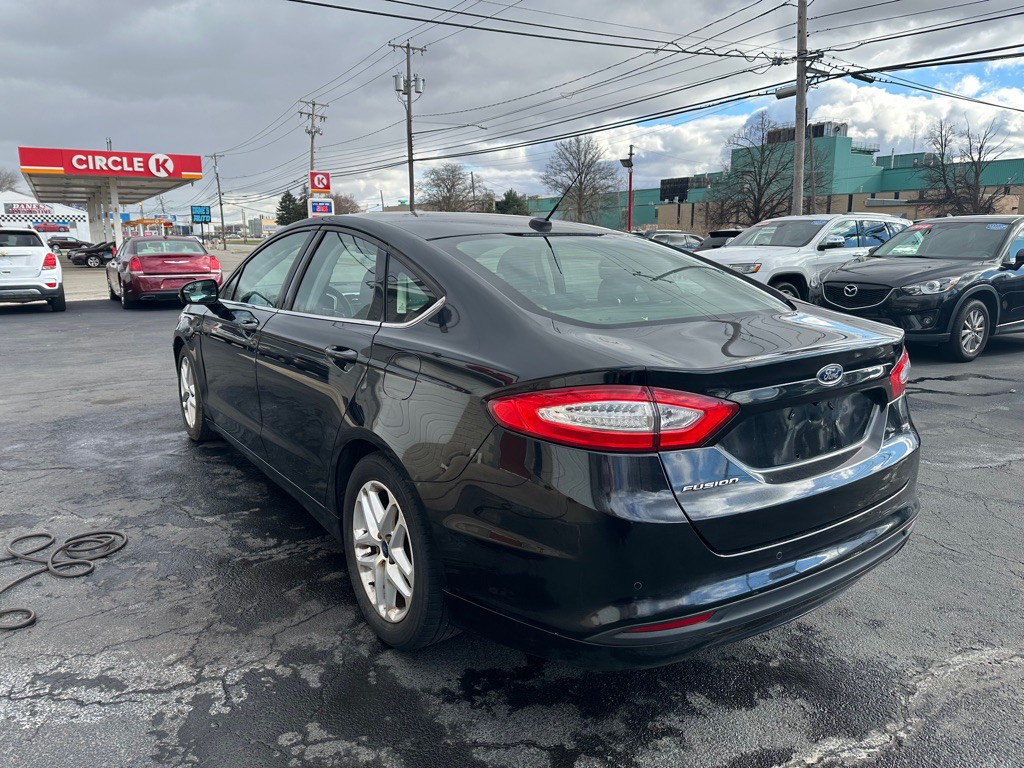 2016 Ford Fusion Image 4