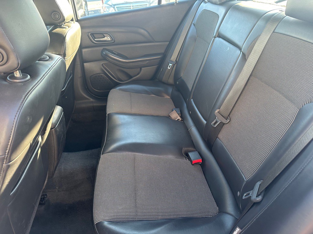 2014 Chevrolet Malibu Image 6