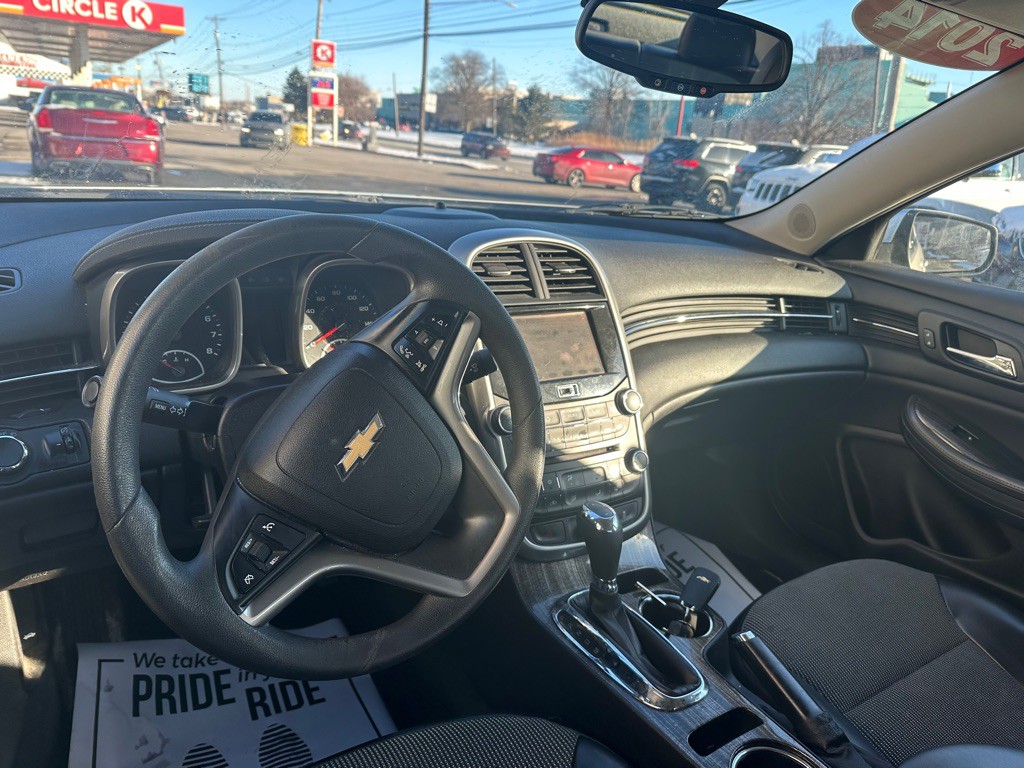 2014 Chevrolet Malibu Image 7