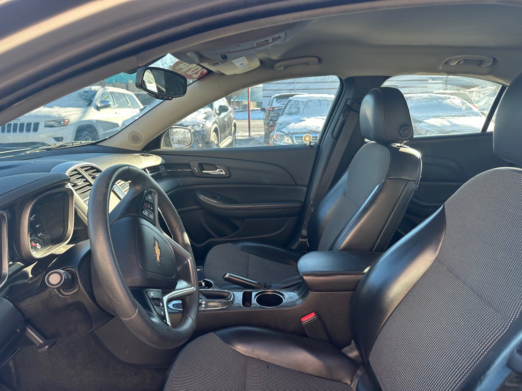 2014 Chevrolet Malibu Image 8