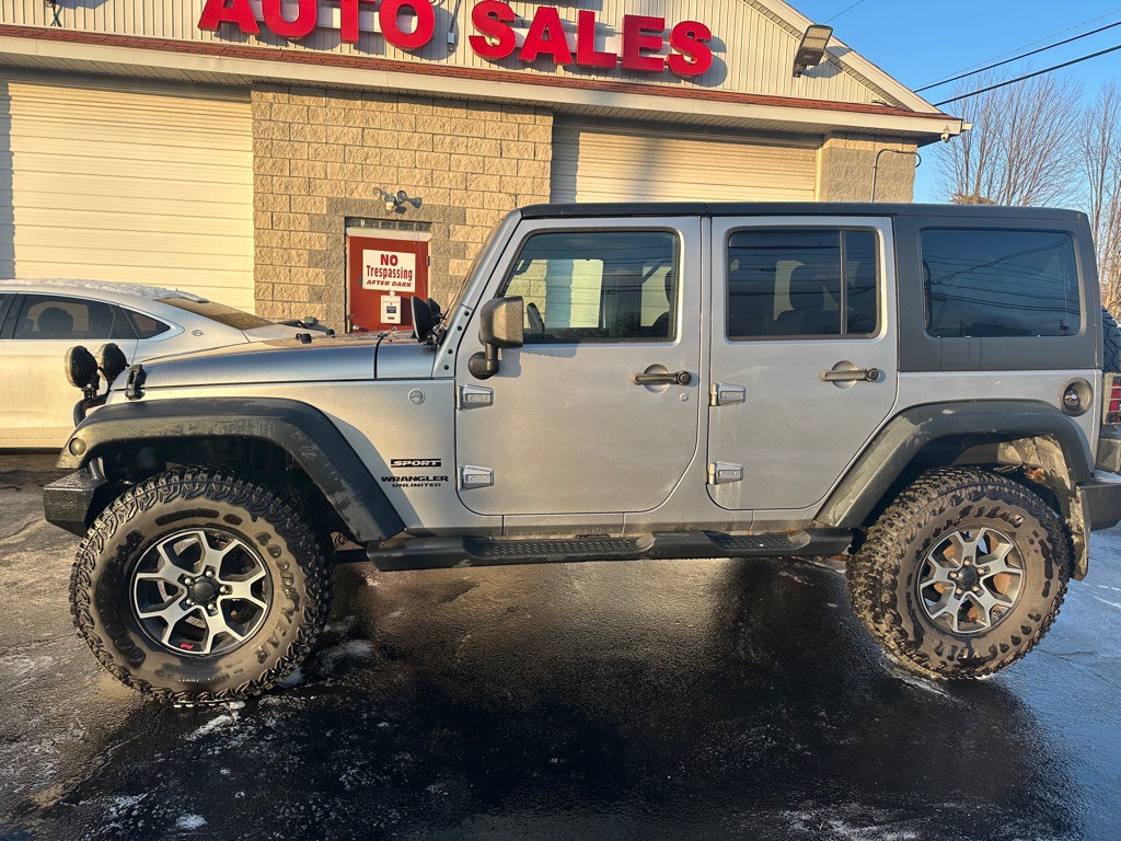 2013 Jeep Wrangler Unlimited Image 3
