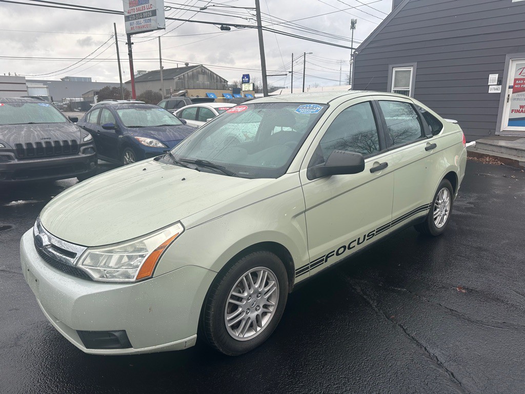 2010 Ford Focus Image 3
