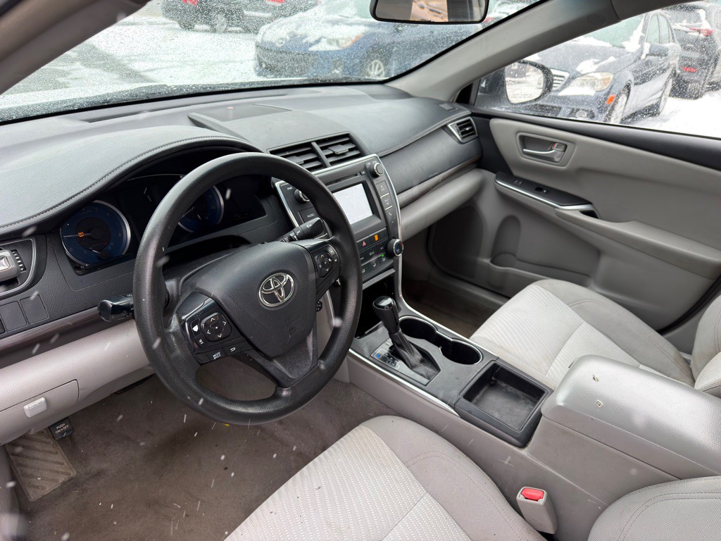 2017 Toyota Camry Image 7