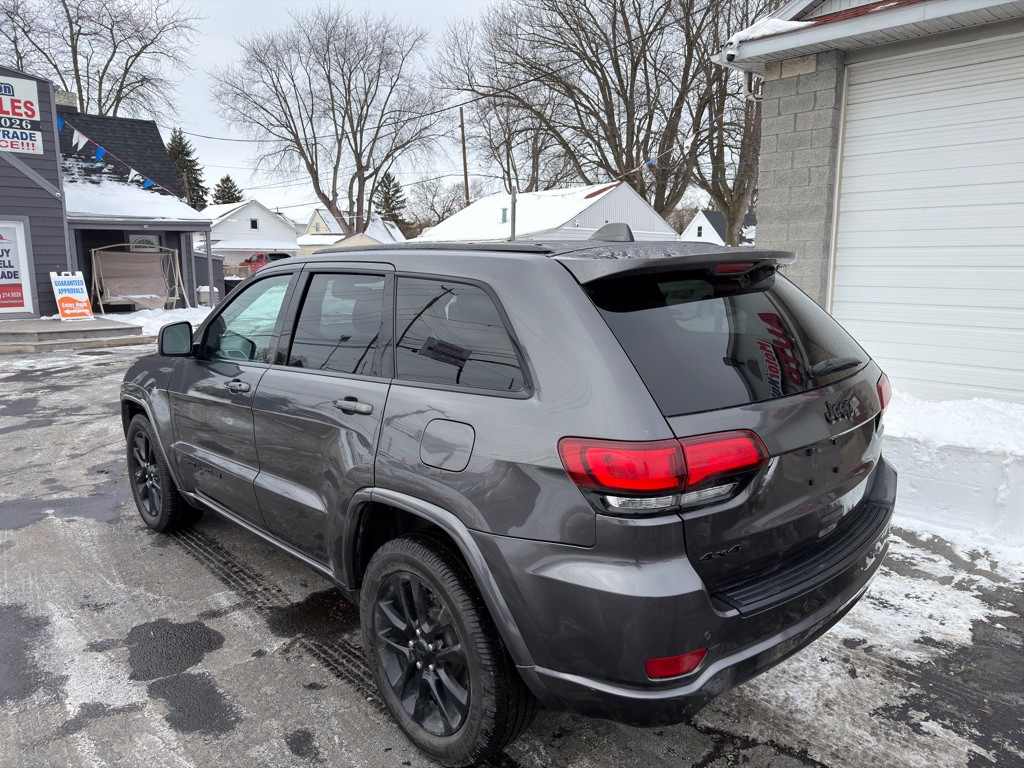 2019 Jeep Grand Cherokee Image 4