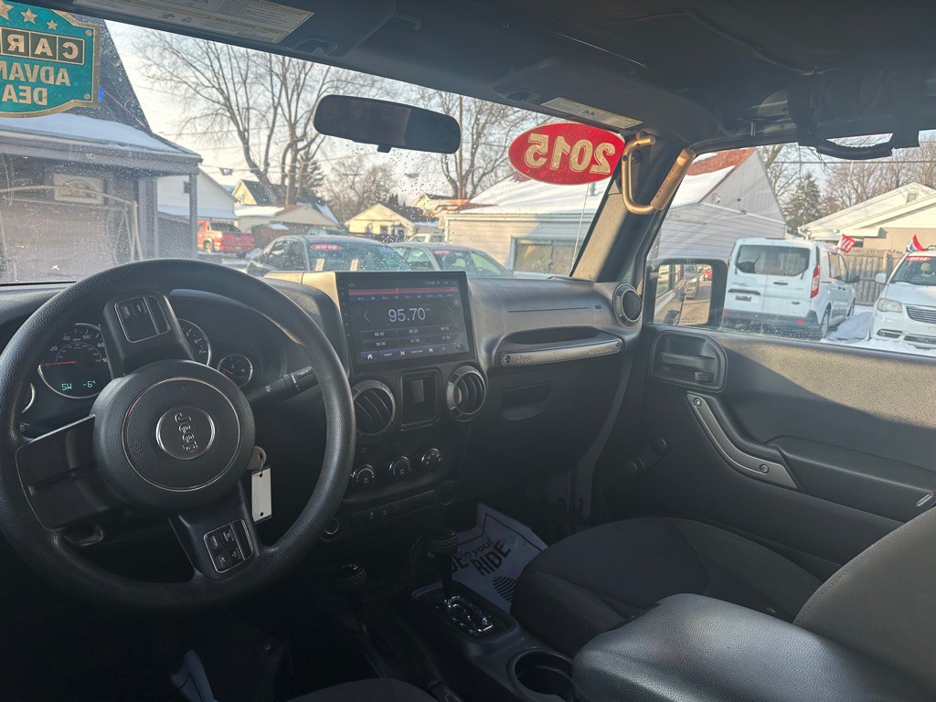 2015 Jeep Wrangler Unlimited Image 9