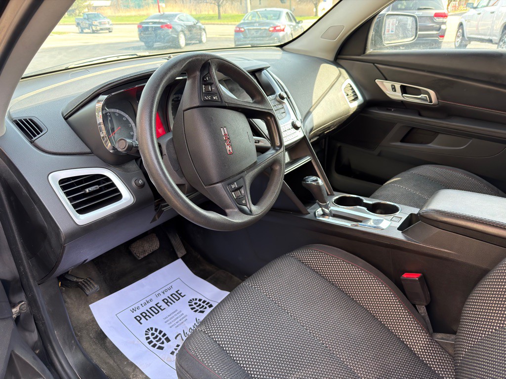 2017 GMC Terrain Image 8