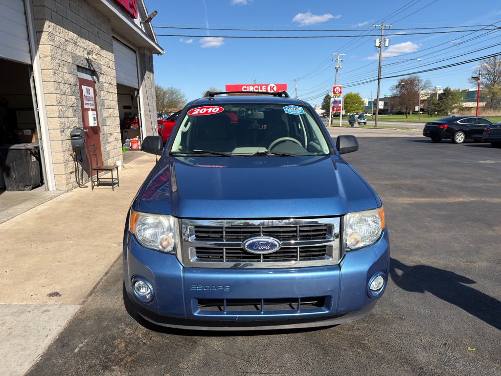 2010 Ford Escape Image 1