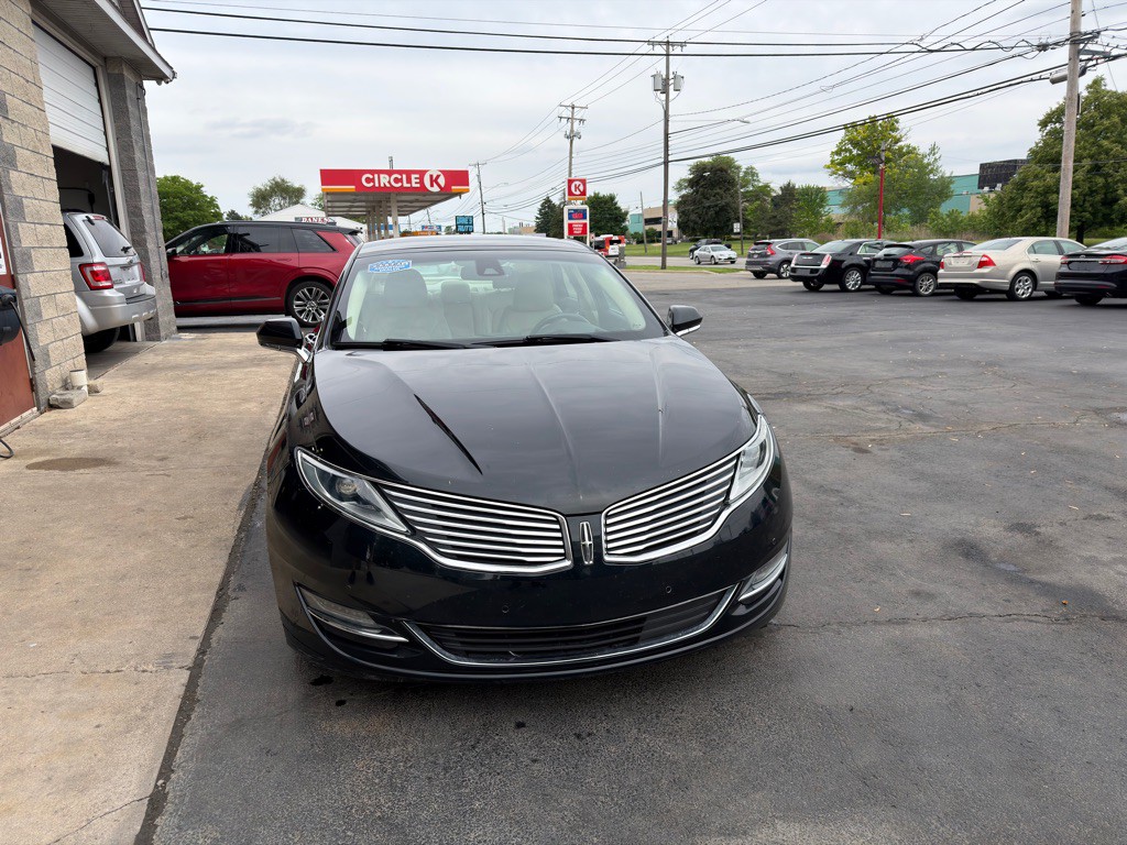 2014 Lincoln MKZ Image 1