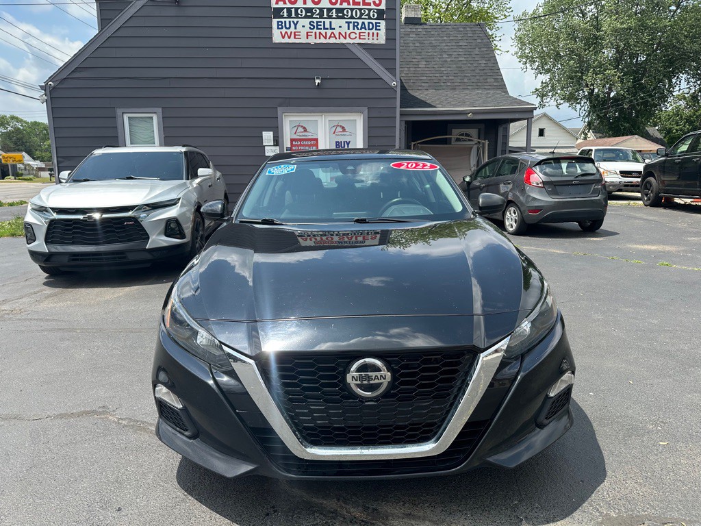 2022 Nissan Altima Image 1