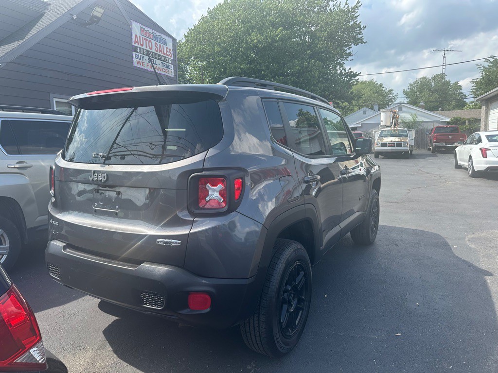 2017 Jeep Renegade Image 4