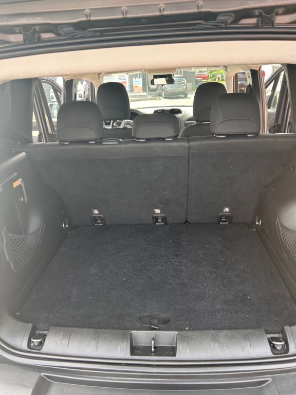 2017 Jeep Renegade Image 7