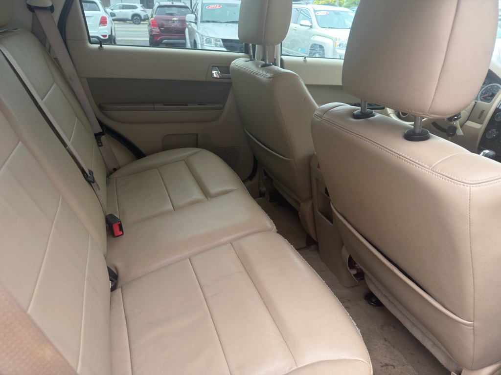 2011 Ford Escape Image 10