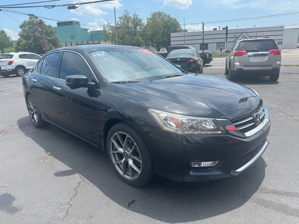 2013 Honda Accord Image 2