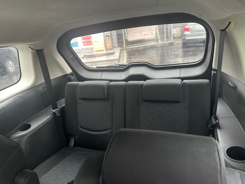 2010 Mazda Mazda5 Image 7