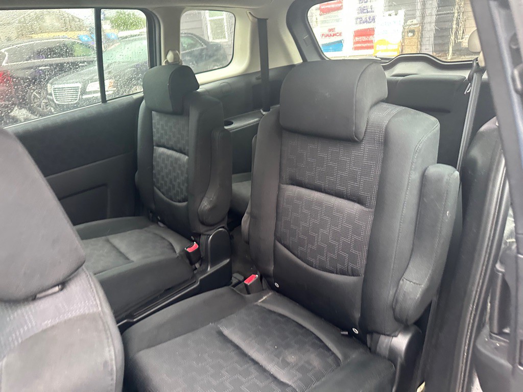 2010 Mazda Mazda5 Image 8