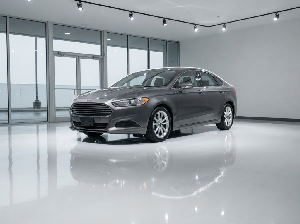 2013 Ford Fusion Image 1