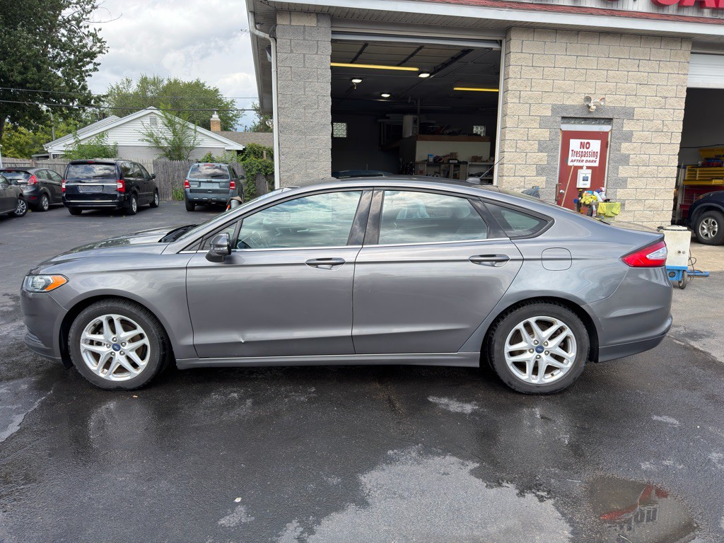 2013 Ford Fusion Image 5