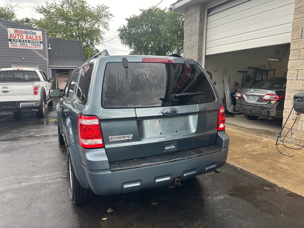 2010 Ford Escape Image 6