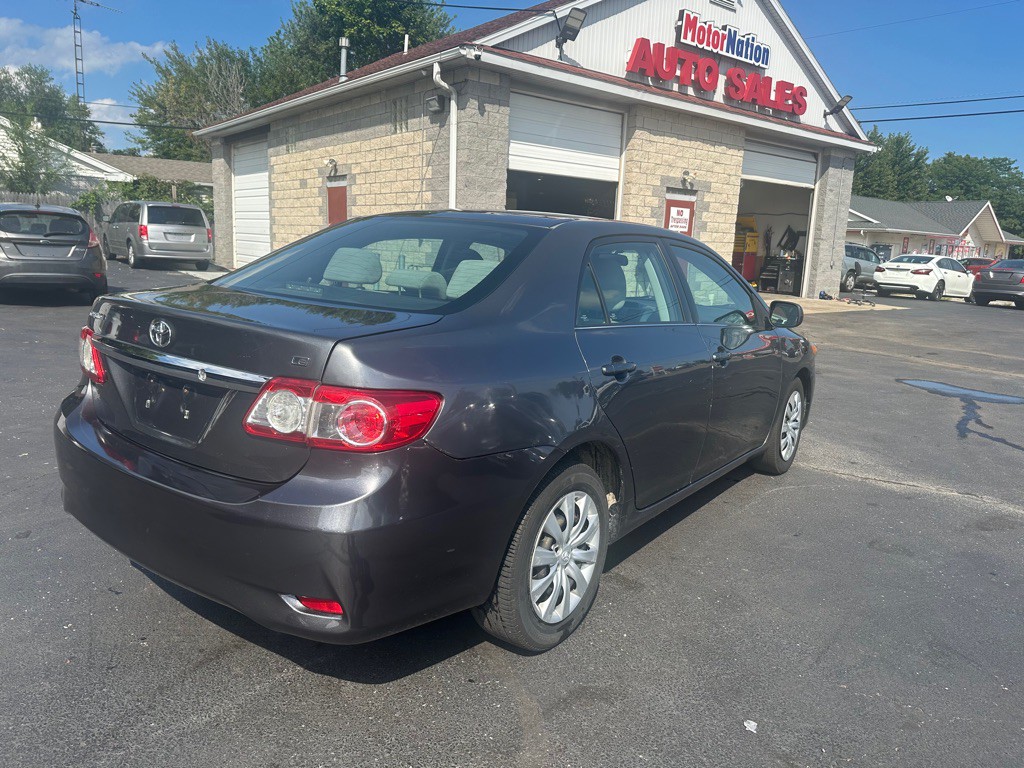 2013 Toyota Corolla Image 5
