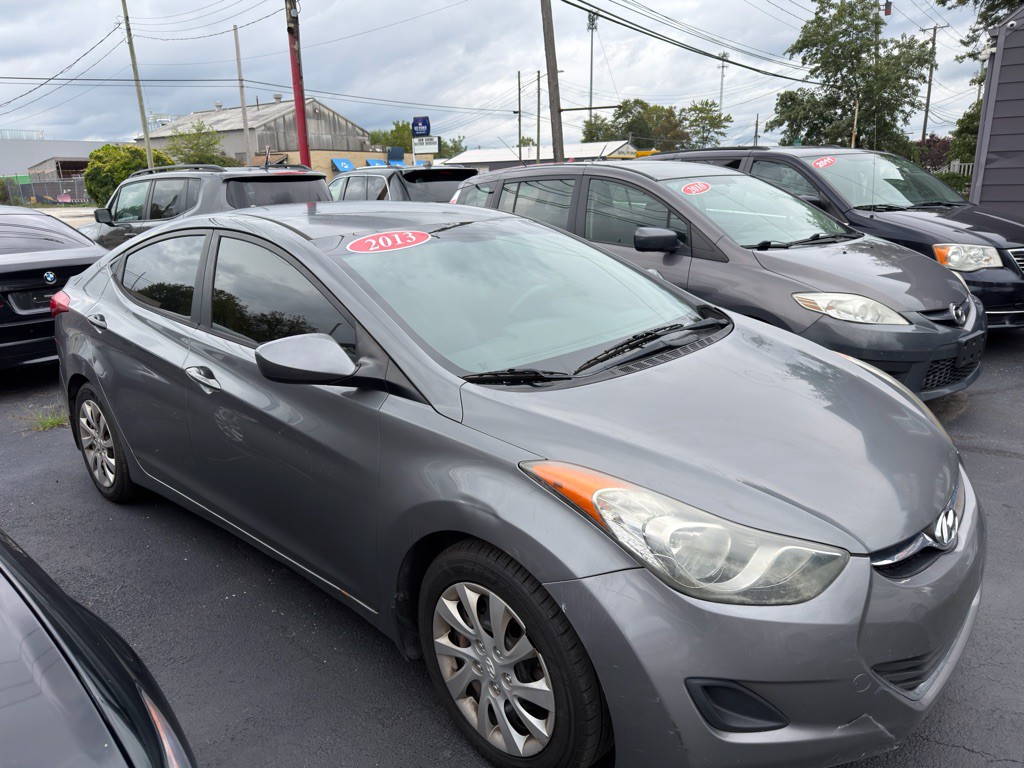 2013 Hyundai Elantra Image 5