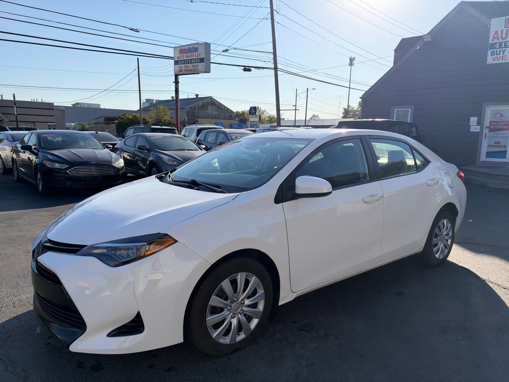 2019 Toyota Corolla Image 3