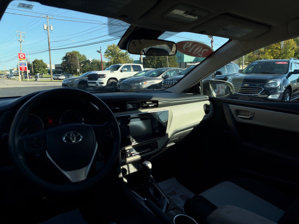 2019 Toyota Corolla Image 7