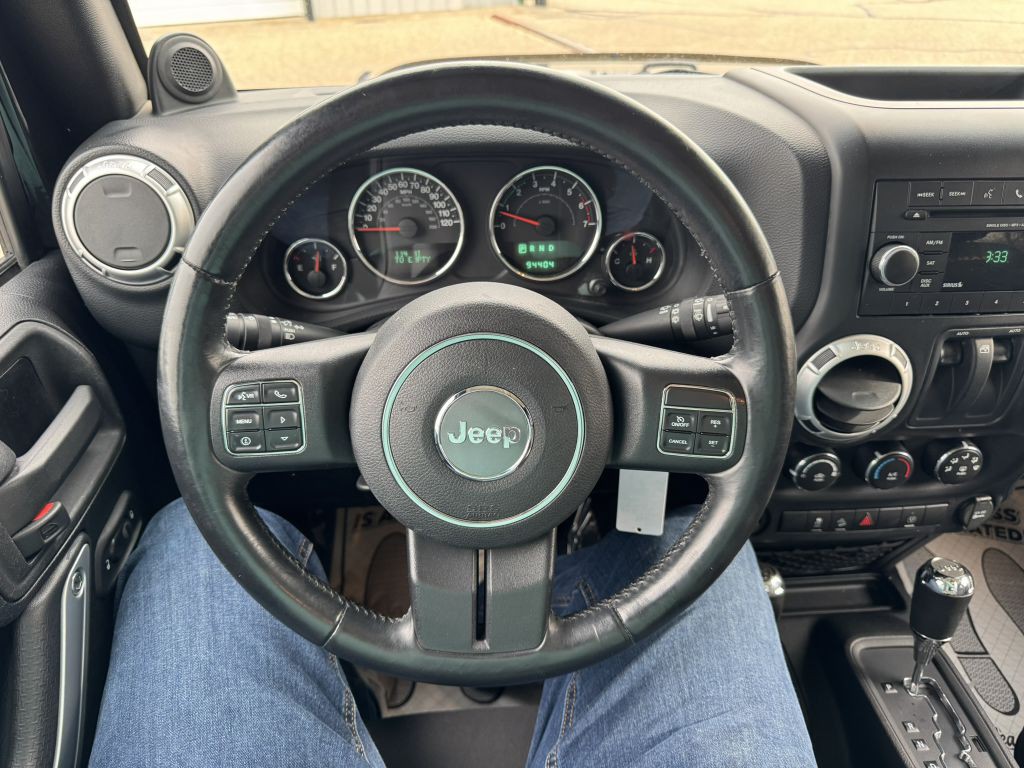 2013 Jeep Wrangler Image 11