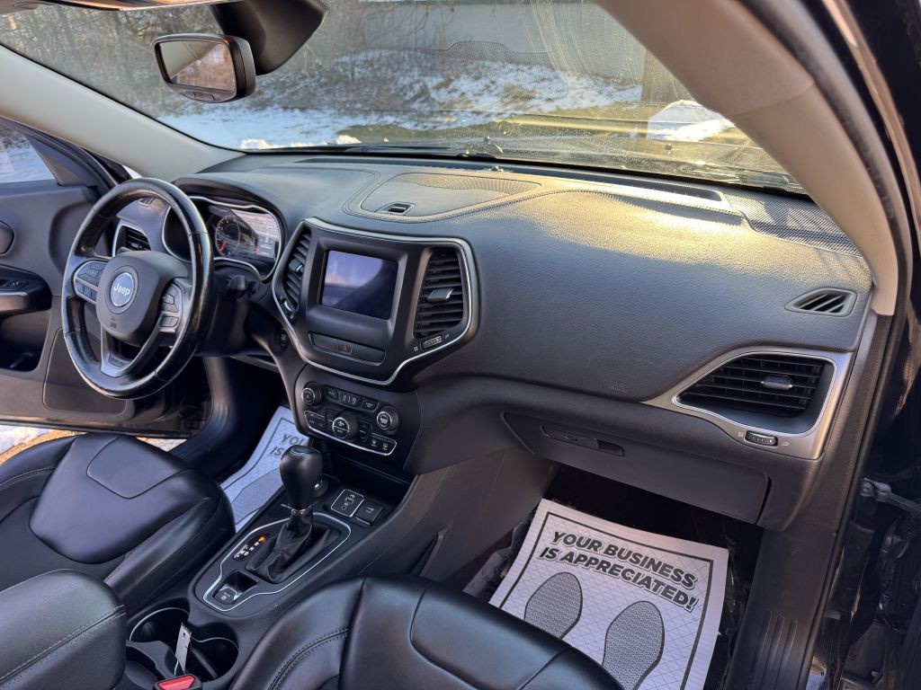 2019 Jeep Cherokee Image 9