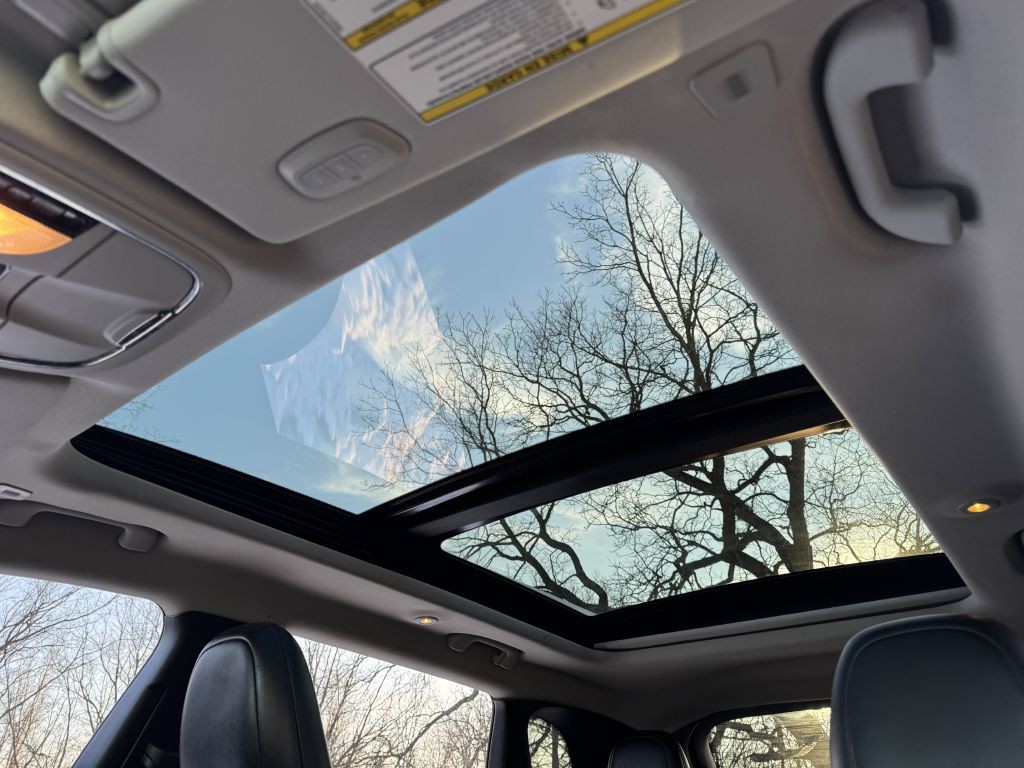 2019 Jeep Cherokee Image 11