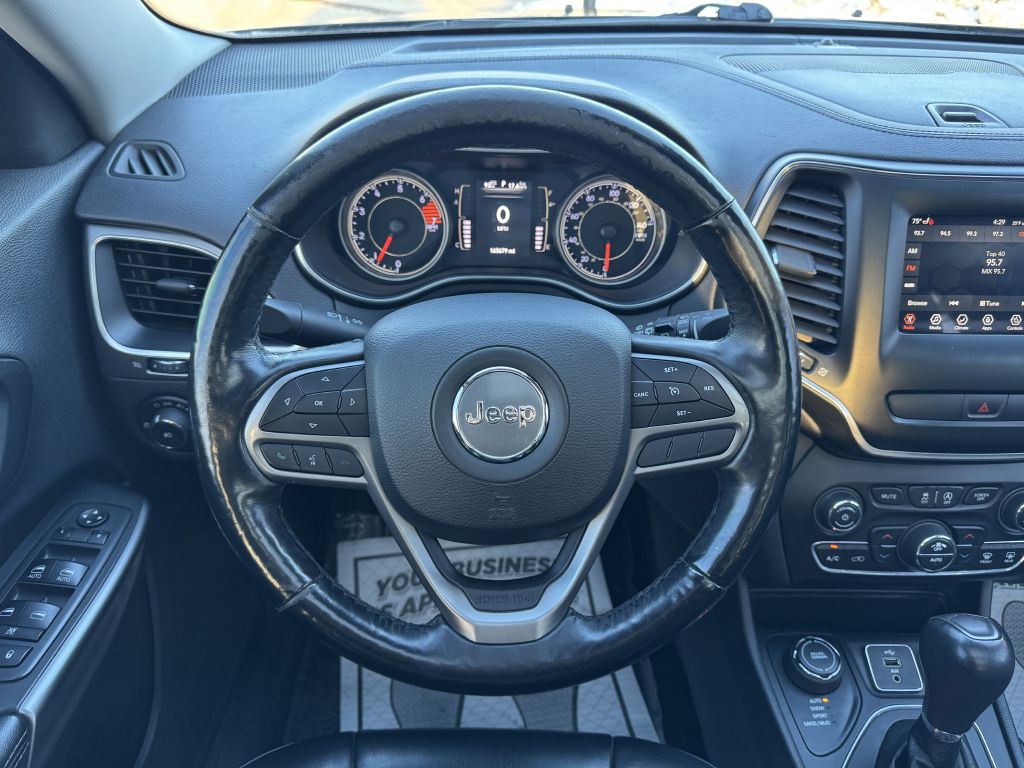 2019 Jeep Cherokee Image 12