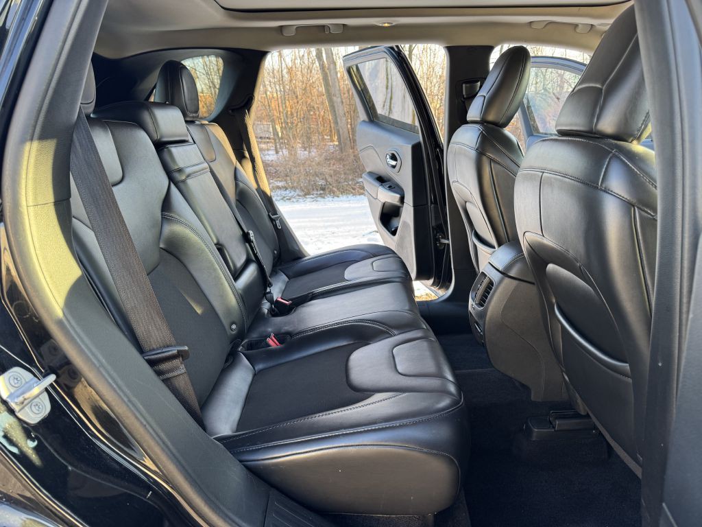 2019 Jeep Cherokee Image 20