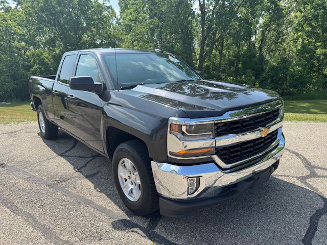 2016 Chevrolet Silverado 1500 Image 2