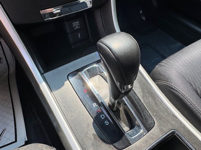2014 Honda Accord Image 16