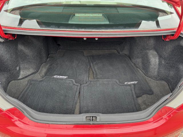 2014 Toyota Camry Image 8
