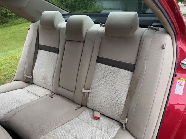 2014 Toyota Camry Image 16