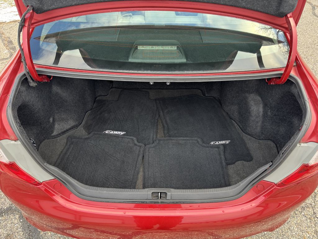 2014 Toyota Camry Image 7