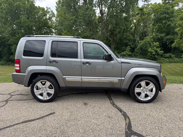 2012 Jeep Liberty Image 6