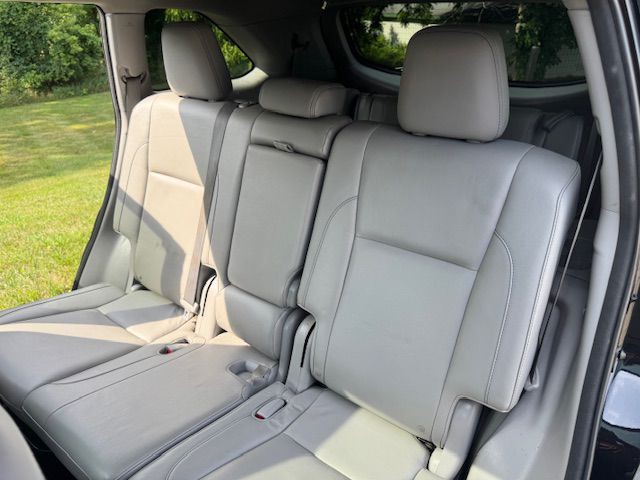 2016 Toyota Highlander Image 17