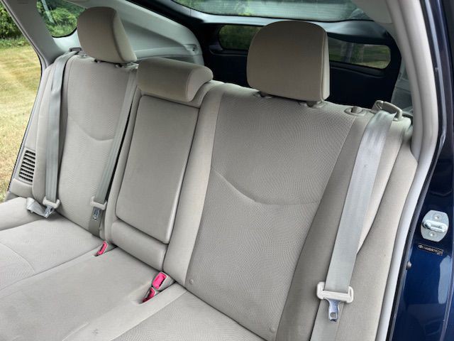 2012 Toyota Prius Image 17