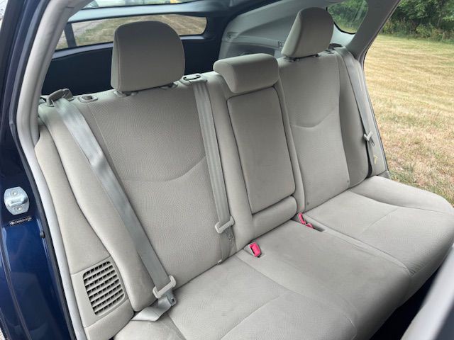 2012 Toyota Prius Image 18