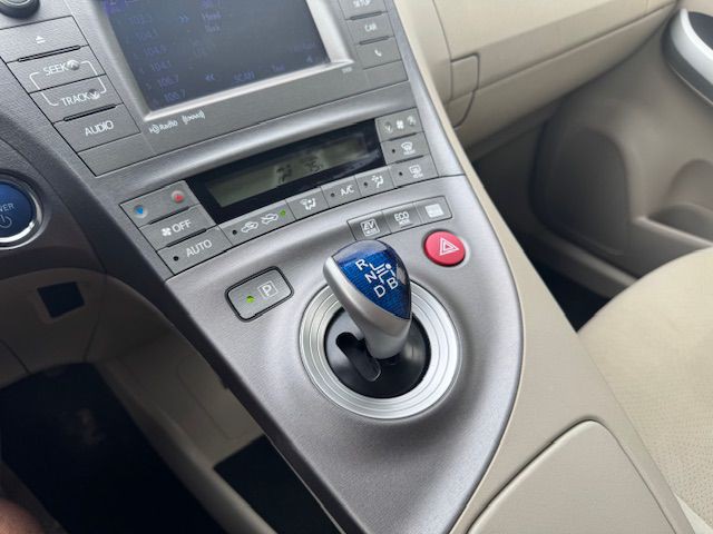 2012 Toyota Prius Image 20