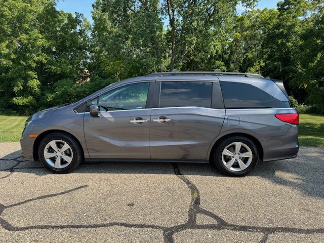2018 Honda Odyssey Image 3