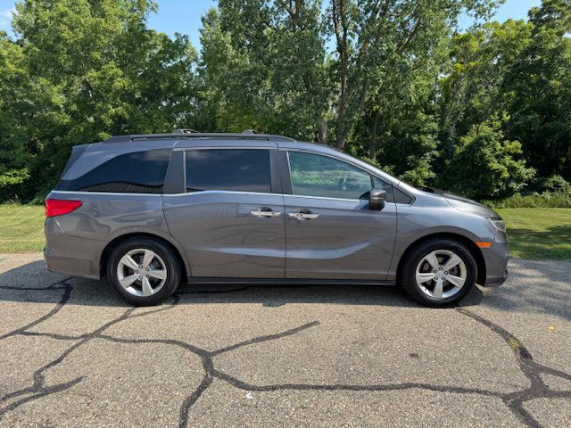 2018 Honda Odyssey Image 4