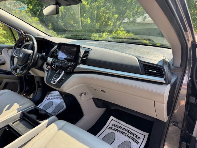 2018 Honda Odyssey Image 15