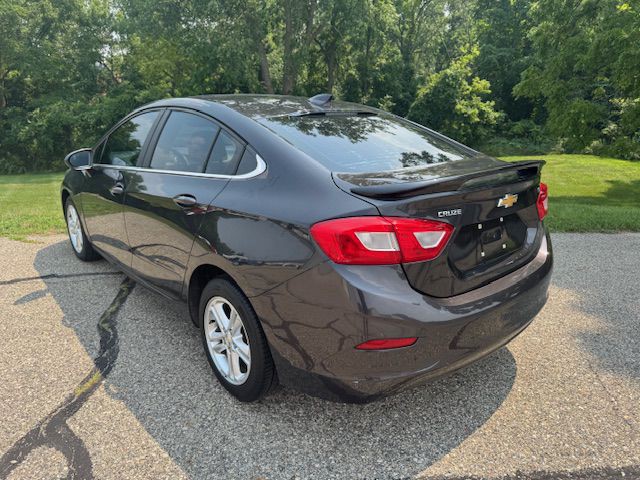 2016 Chevrolet Cruze Image 5